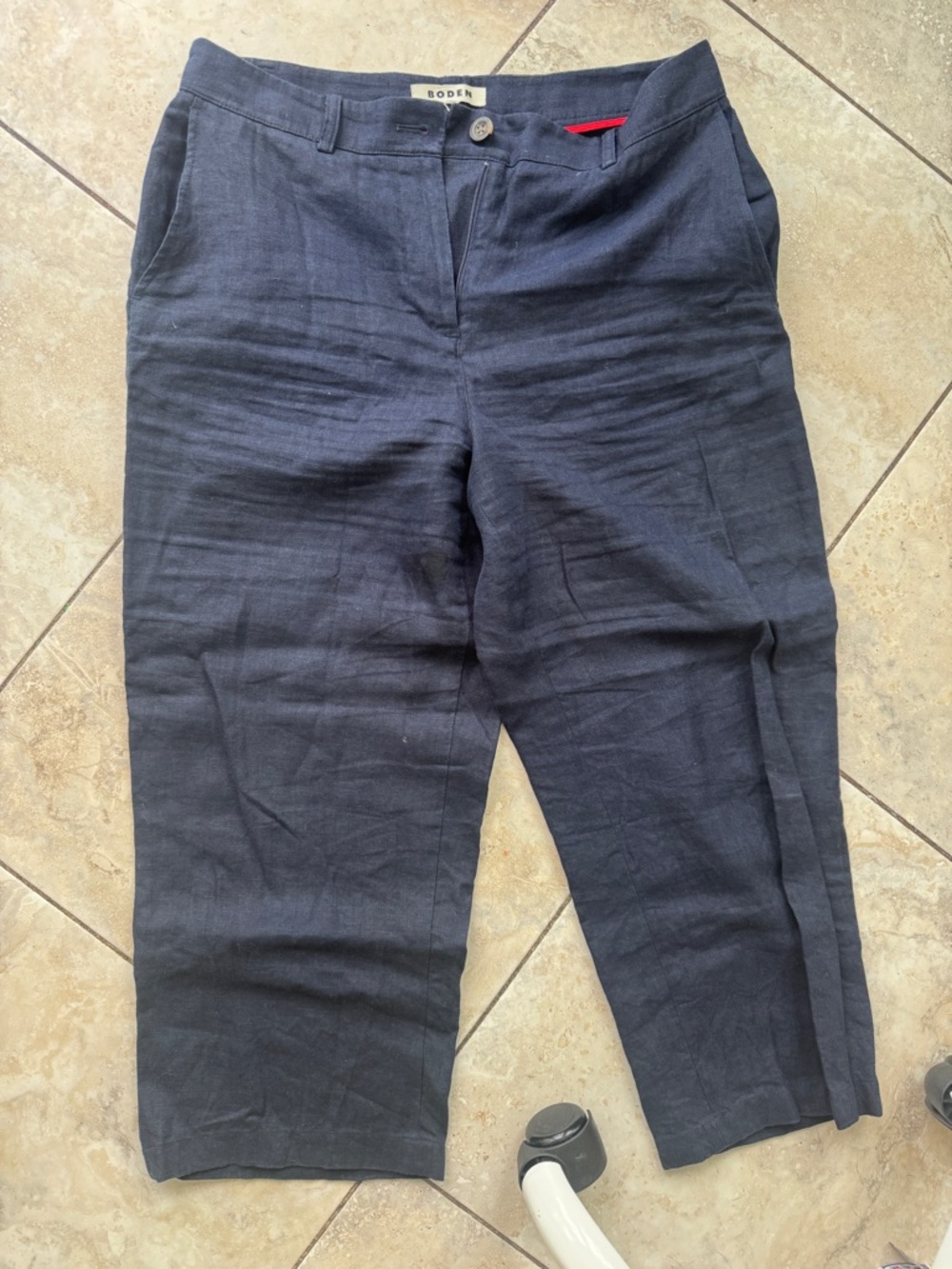 Boden Kew Linen Navy Cropped Straight-Leg Pants - Picture 2 of 4